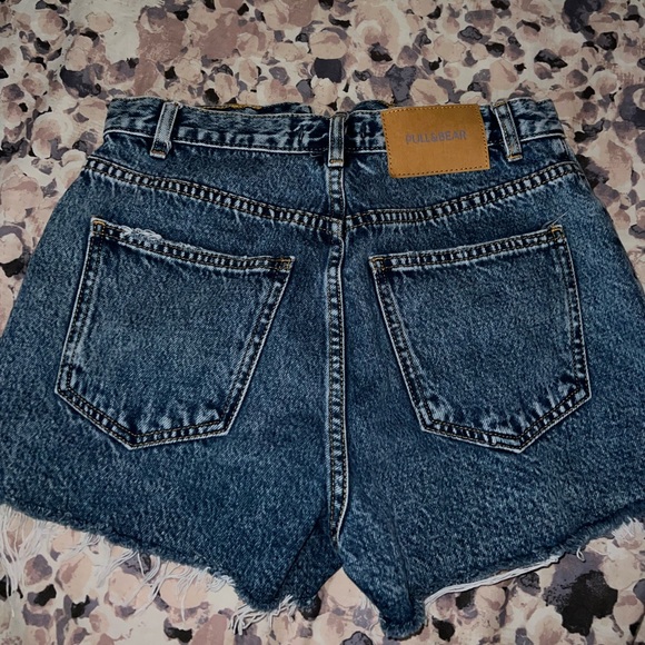 Pull & Bear Denim shorts - Picture 3 of 3